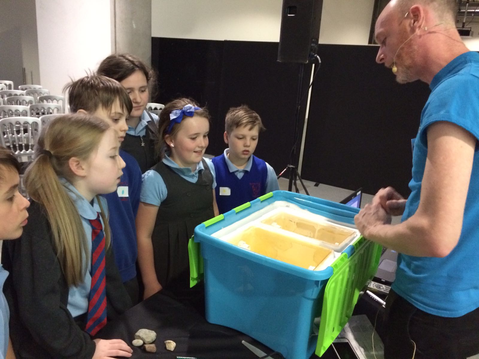 Wester Overton learn how to operate a classroom hatchery for their brown trout eggs at the launch of the Salmon Homecoming at Glasgow Science Centre on 19 January, Clyde River Foundation